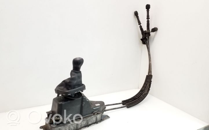 Audi A3 S3 8P Palanca/selector de cambios (interno) 1K0711091