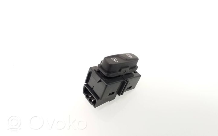 Volvo XC60 Central locking switch button 31343100