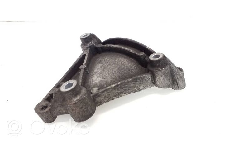 Audi A6 S6 C6 4F A/C compressor mount bracket 06E260835C