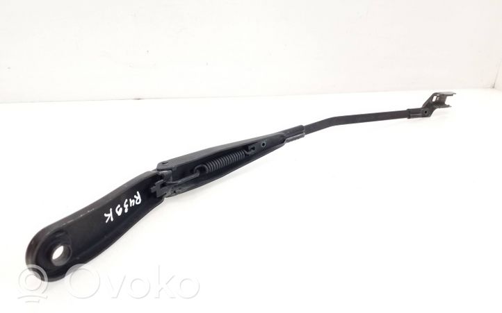 Volvo XC60 Front wiper blade arm 30753525