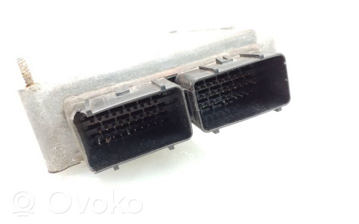 Chrysler Town & Country III Sterownik / Moduł ECU P04727207AG