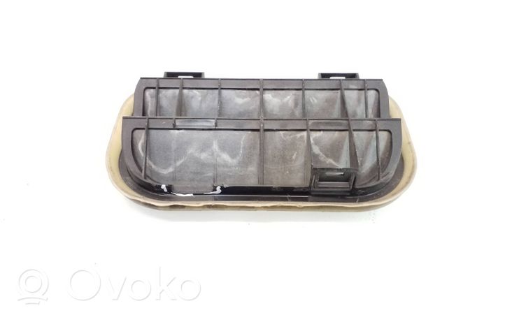 Ford Kuga I Évent de pression de quart de panneau YF1A54280B62AE