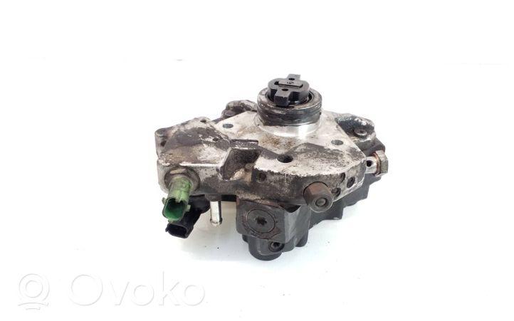 Volvo V50 Polttoaineen ruiskutuksen suurpainepumppu 8692521