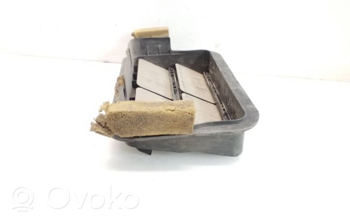 Subaru Outback Évent de pression de quart de panneau 72653AG000