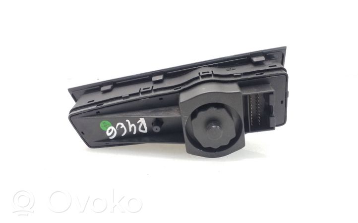 Hyundai i40 Light switch 933003Z150