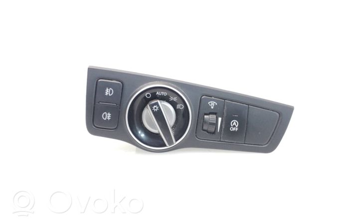 Hyundai i40 Light switch 933003Z150