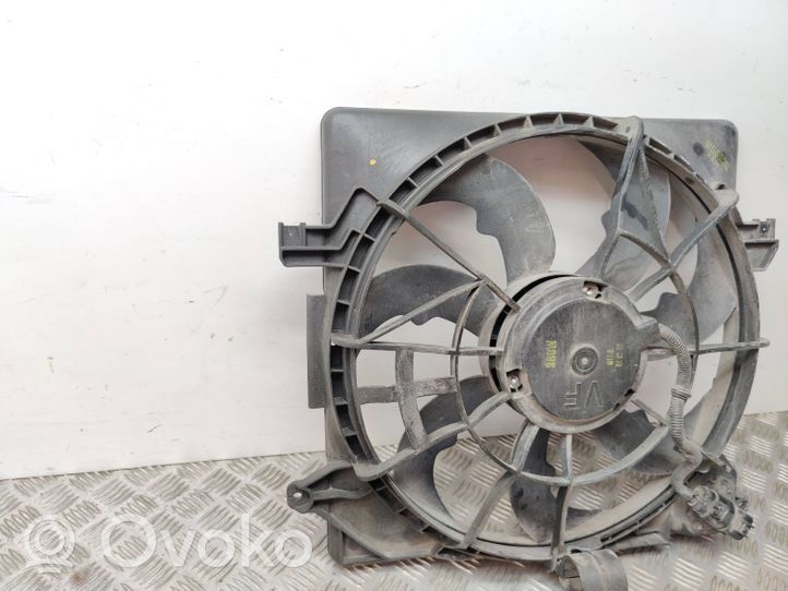 Hyundai i40 Elektrisks radiatoru ventilators 253803ZXXX