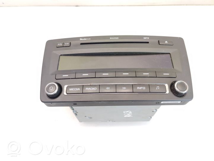 Skoda Octavia Mk2 (1Z) Unité principale radio / CD / DVD / GPS 1Z0035161F