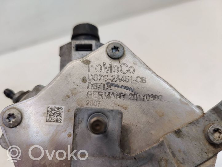 Ford Kuga II Vacuum pump DS7G2A451CB