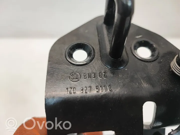 Skoda Octavia Mk2 (1Z) Anello di blocco della copertina posteriore 1Z0827511C