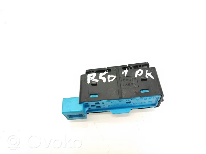 Toyota RAV 4 (XA40) Interruptor de memoria del asiento 2241082