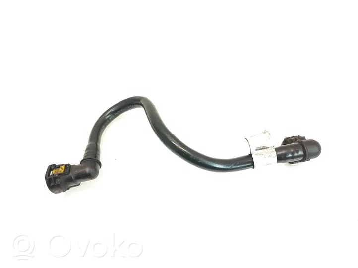 Ford Mondeo MK IV Tubo flessibile del radiatore dell’olio del cambio 9G917890EB