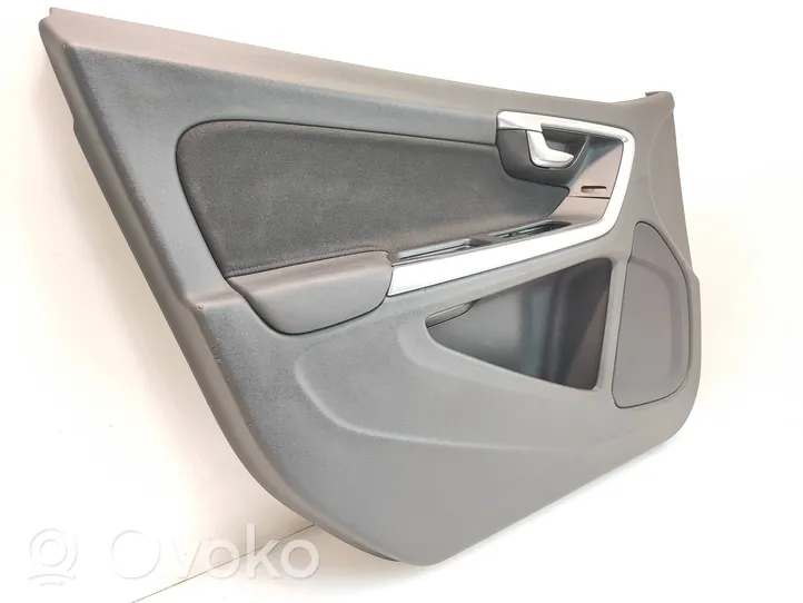 Volvo V60 Rivestimento del pannello della portiera anteriore 8635849