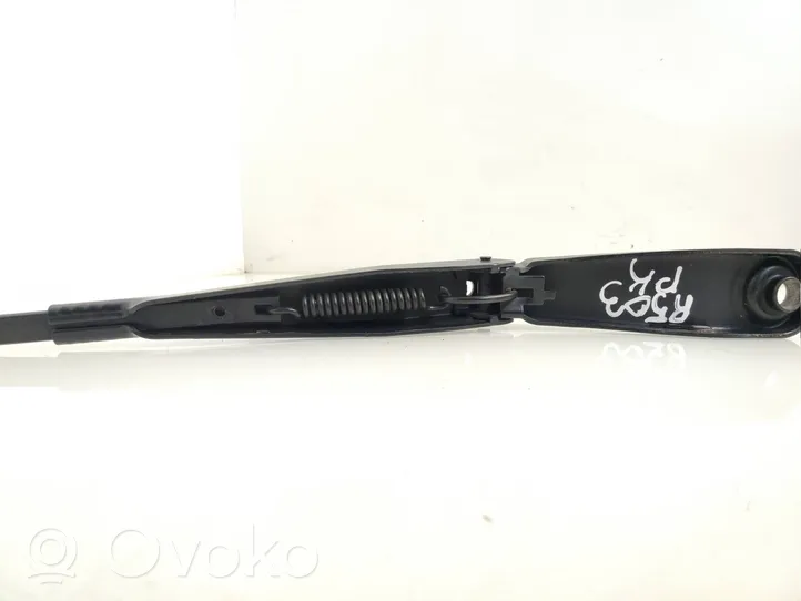 Volvo V60 Front wiper blade arm 31276002