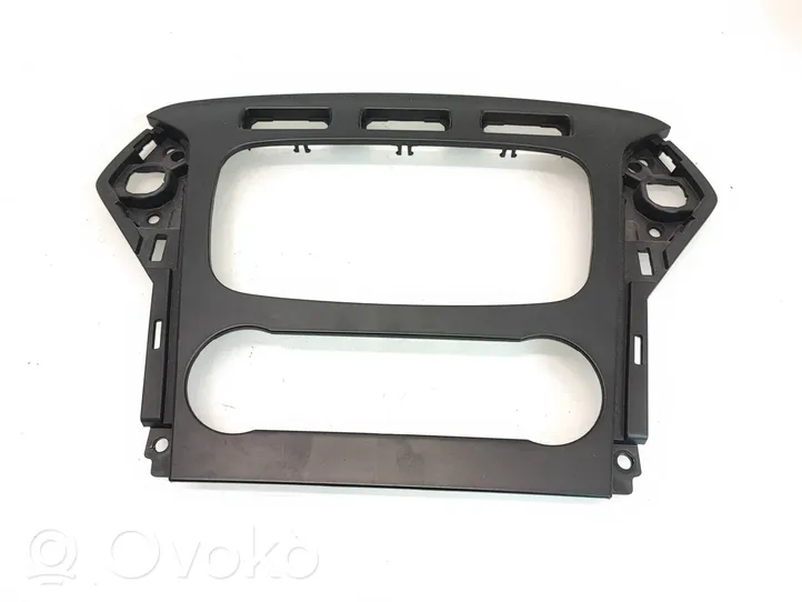 Ford Mondeo MK IV Console centrale, commande chauffage/clim BS7118522