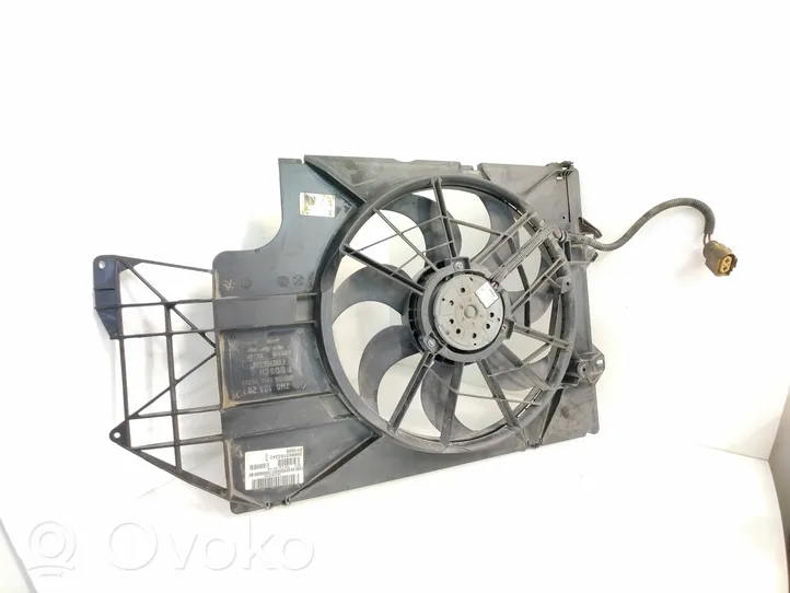 Volkswagen Transporter - Caravelle T5 Ventilateur de refroidissement de radiateur électrique 7H0121207