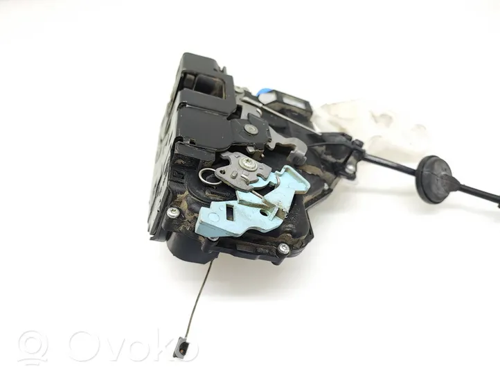 Volkswagen Caddy Front door lock 3D2837016AB