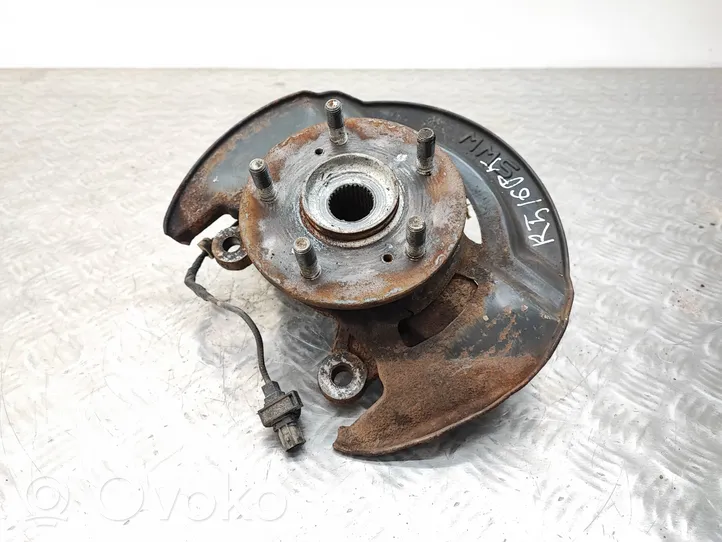 Honda CR-V Front wheel hub spindle knuckle 