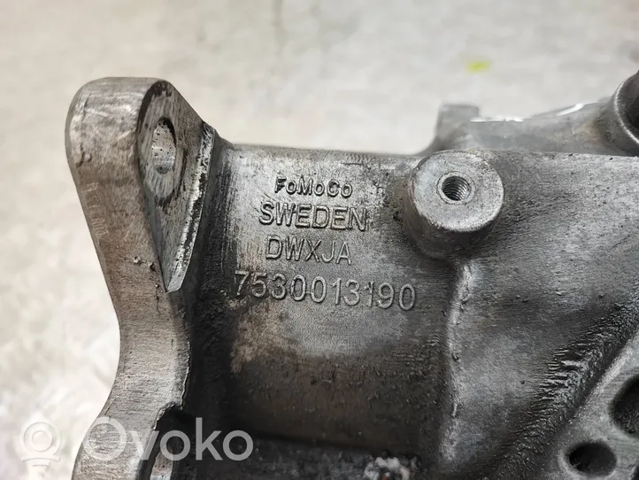 Ford Kuga I Scatola ingranaggi del cambio 7530013190