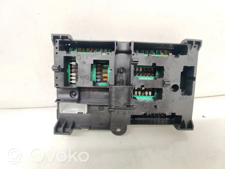 BMW 5 G30 G31 Modulo fusibile 8713127