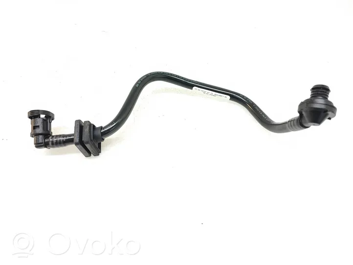 BMW 5 G30 G31 Vakuumo vamzdelis (-ai)/ žarna (-os) 8610506