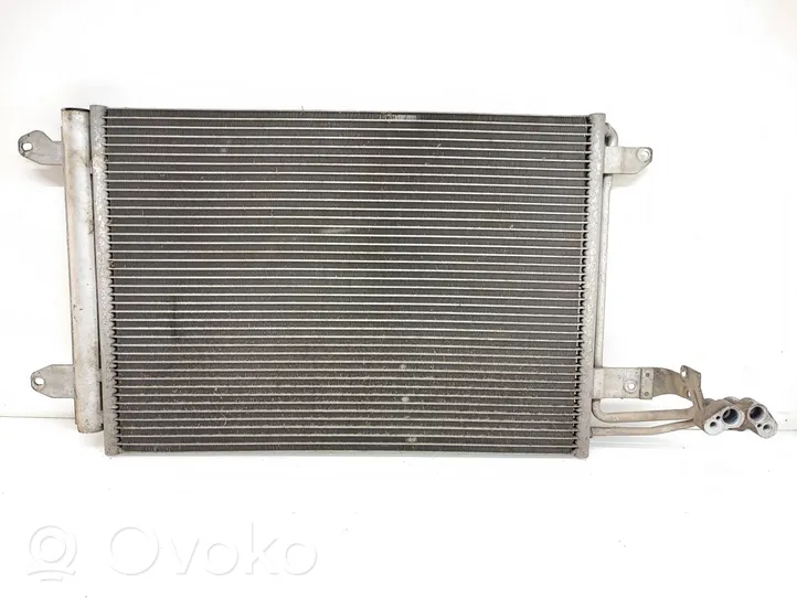 Volkswagen Caddy Radiatore di raffreddamento A/C (condensatore) 1K0820411AC