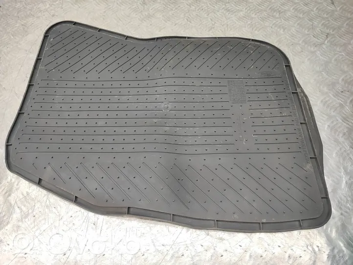 Ford Mondeo MK V Alfombra delantera DS73F13086BAW