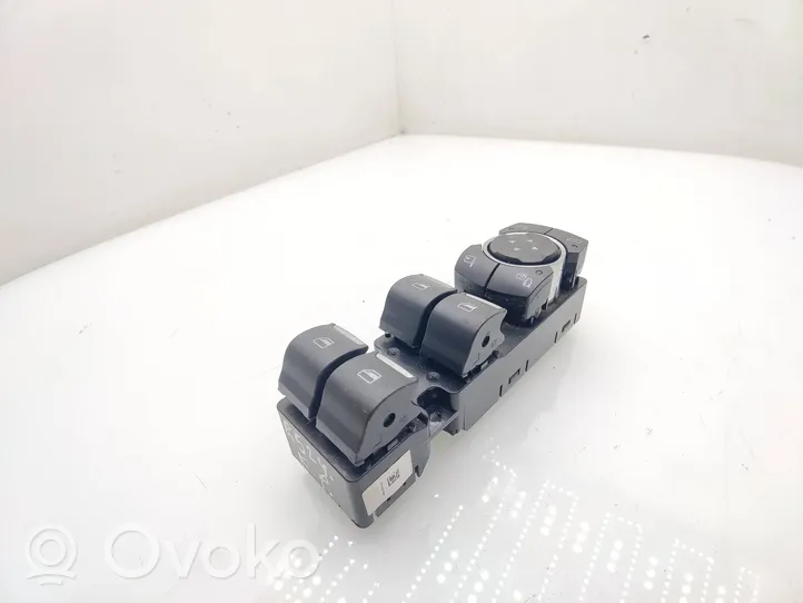 Ford Mondeo MK V Electric window control switch DG9T14540DDW