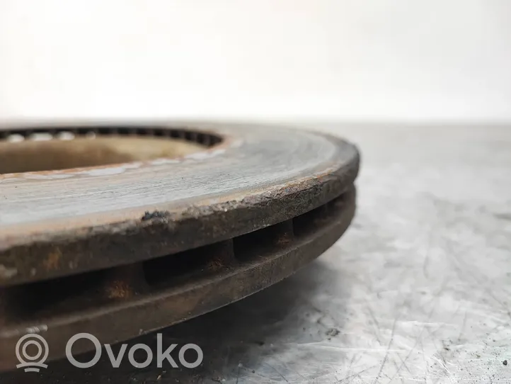 Volkswagen PASSAT B7 Front brake disc 