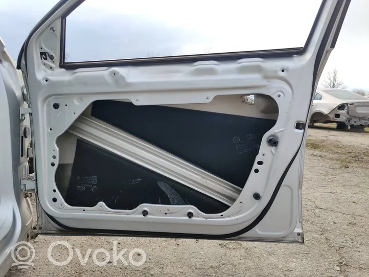 Volkswagen PASSAT B7 Front door 