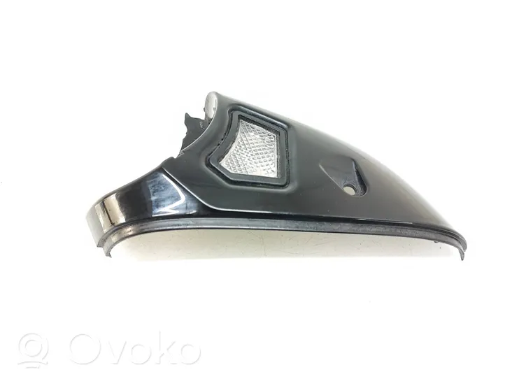 Volvo V40 Coque de rétroviseur 3304561