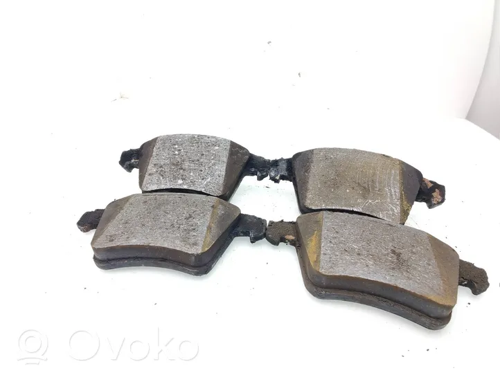 Volkswagen Transporter - Caravelle T5 Brake pads (front) 