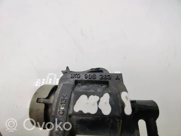 Volkswagen Caddy Turbo solenoid valve 1K0906283A