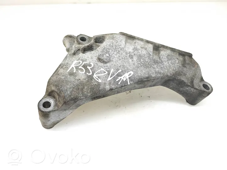 Volkswagen Transporter - Caravelle T5 Engine mounting bracket 03L199207B