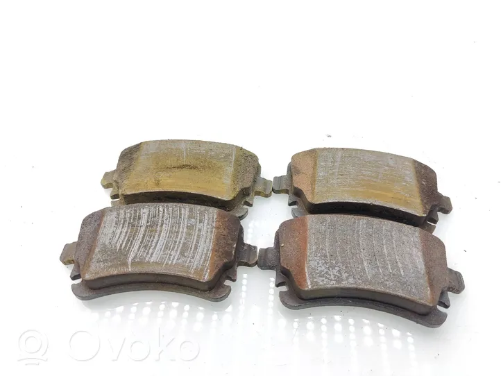 Volkswagen Transporter - Caravelle T5 Brake pads (rear) 