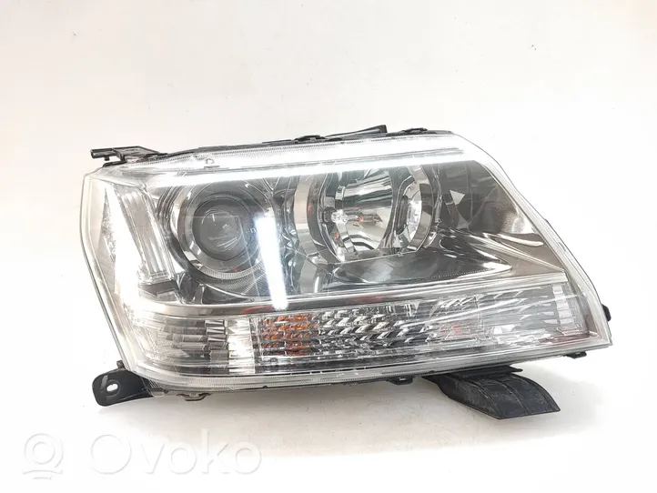 Suzuki Grand Vitara II Phare frontale 10059083