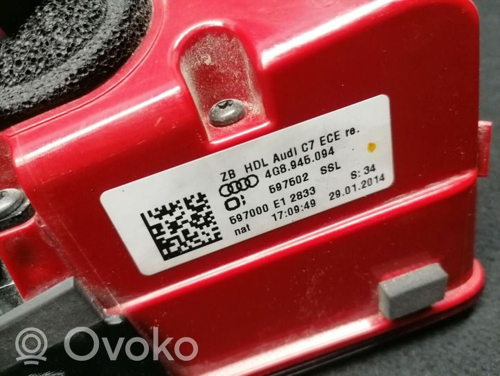 Audi A7 S7 4G Takaluukun takavalot 4G8945094