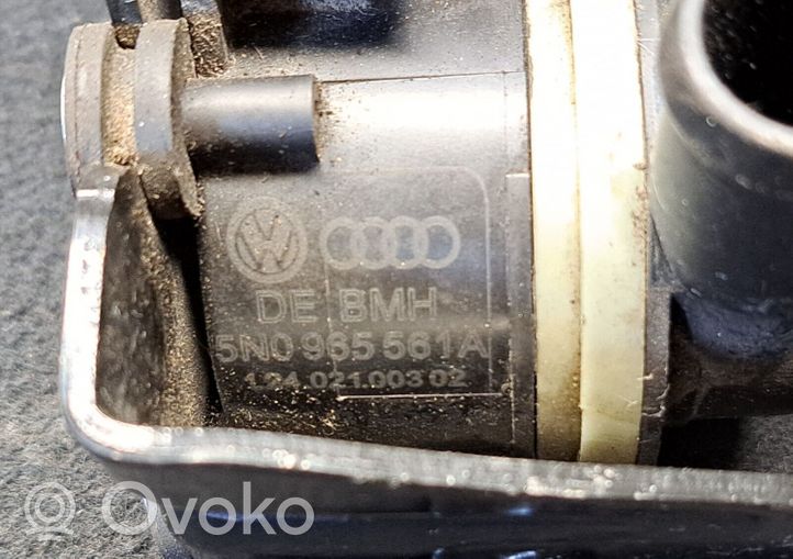 Audi Q5 SQ5 Sähköinen jäähdytysnesteen apupumppu 5N965561A