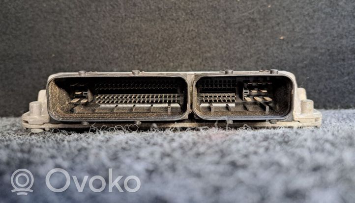 Volkswagen Fox Sterownik / Moduł ECU 03D906033H