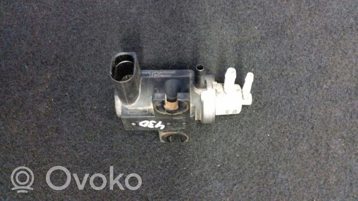 Volkswagen Transporter - Caravelle T5 Vacuum valve 1J0906622B