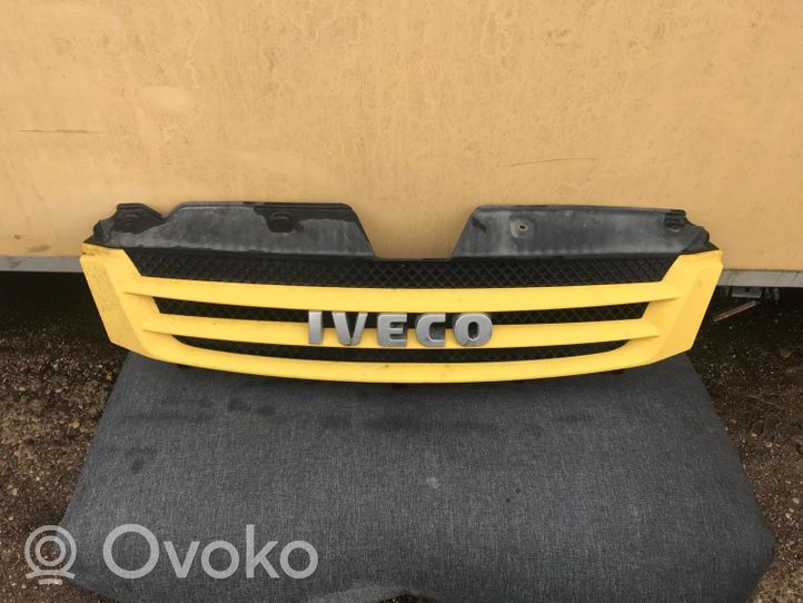 Iveco Daily 35 - 40.10 Grille de calandre avant 3802803