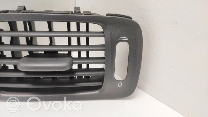 Volvo S70  V70  V70 XC Garniture, panneau de grille d'aération latérale 9177530