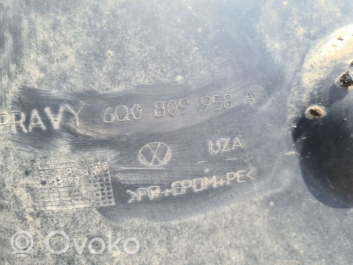 Volkswagen Polo Priekinis posparnis 6Q0809958