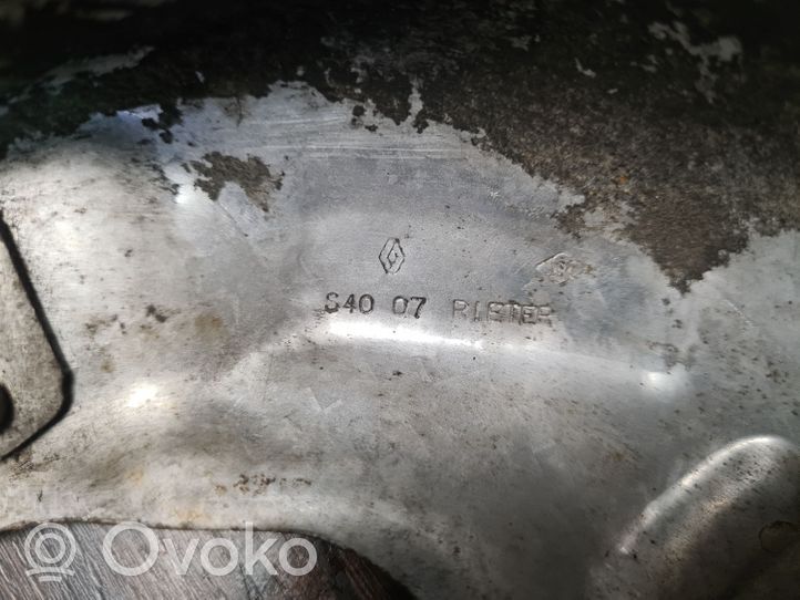 Nissan Primastar Osłona termiczna komory silnika 8200445497