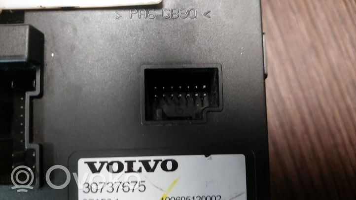 Volvo V50 Klamka wewnętrzna drzwi przednich 30737675