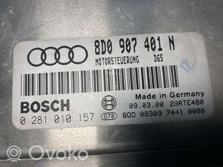 Audi A4 S4 B5 8D Komputer / Sterownik ECU i komplet kluczy 8D0907401N