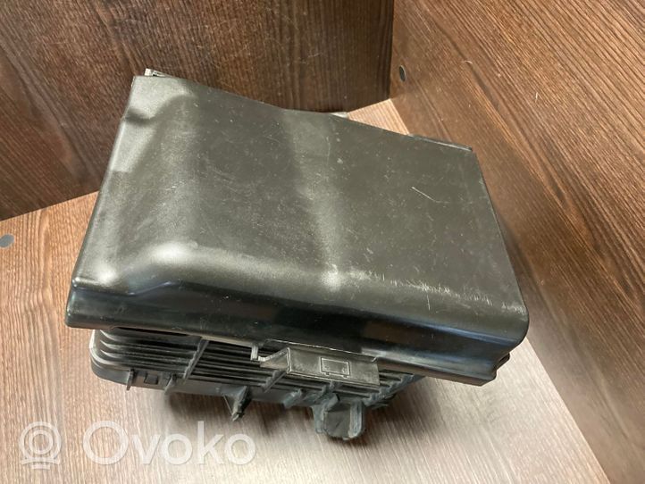 Audi A4 S4 B5 8D Battery box tray 6Q0915429D