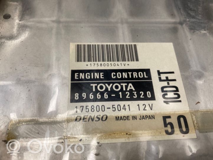 Toyota Corolla E110 Sterownik / Moduł ECU 8966612320