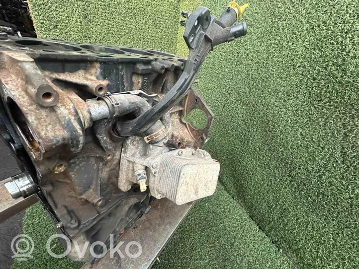 Renault Master III Engine block M9T698