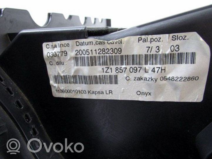 Skoda Octavia Mk1 (1U) Boite à gants 